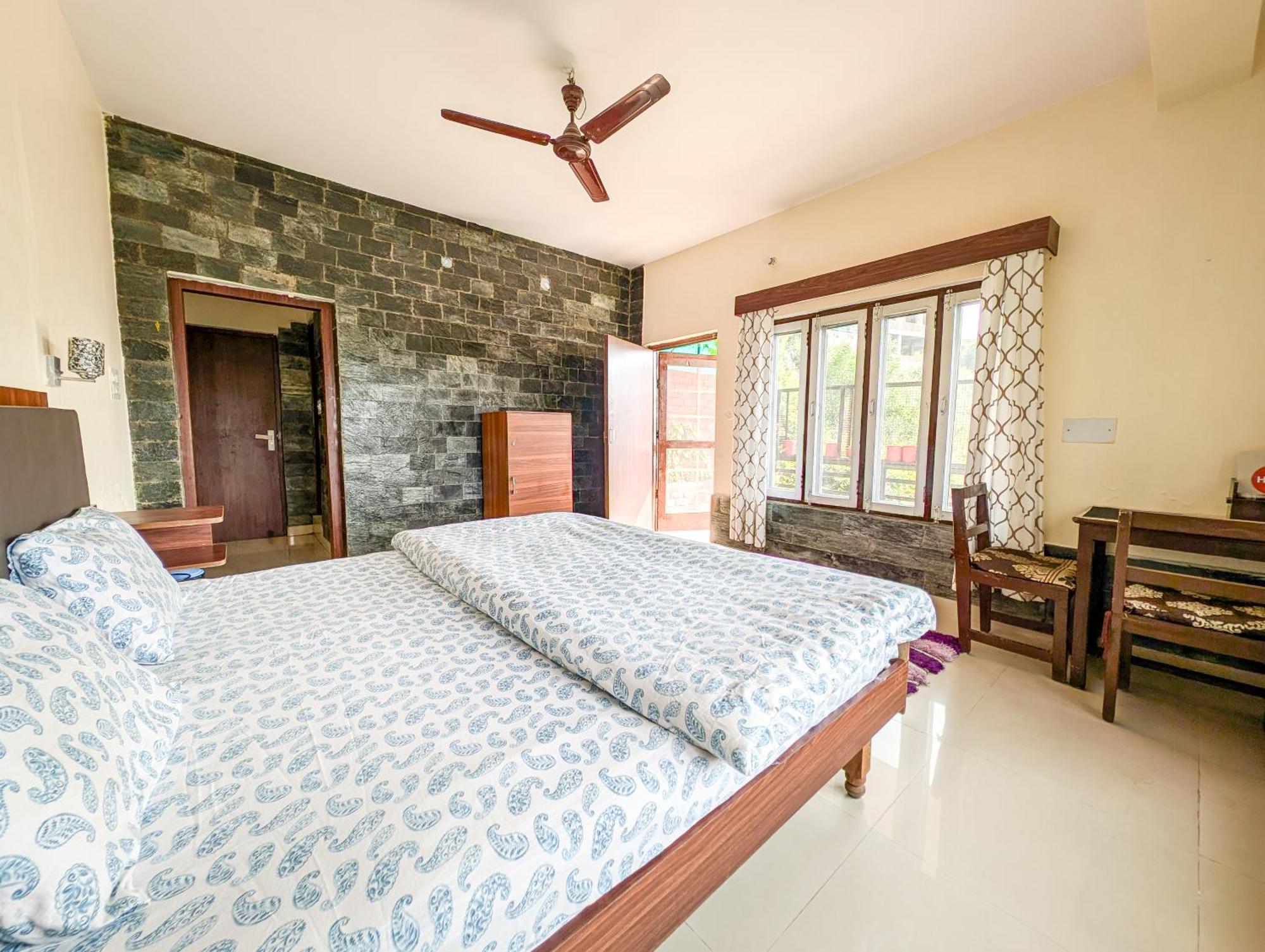 Hobo Hostel Dharamshala Dış mekan fotoğraf