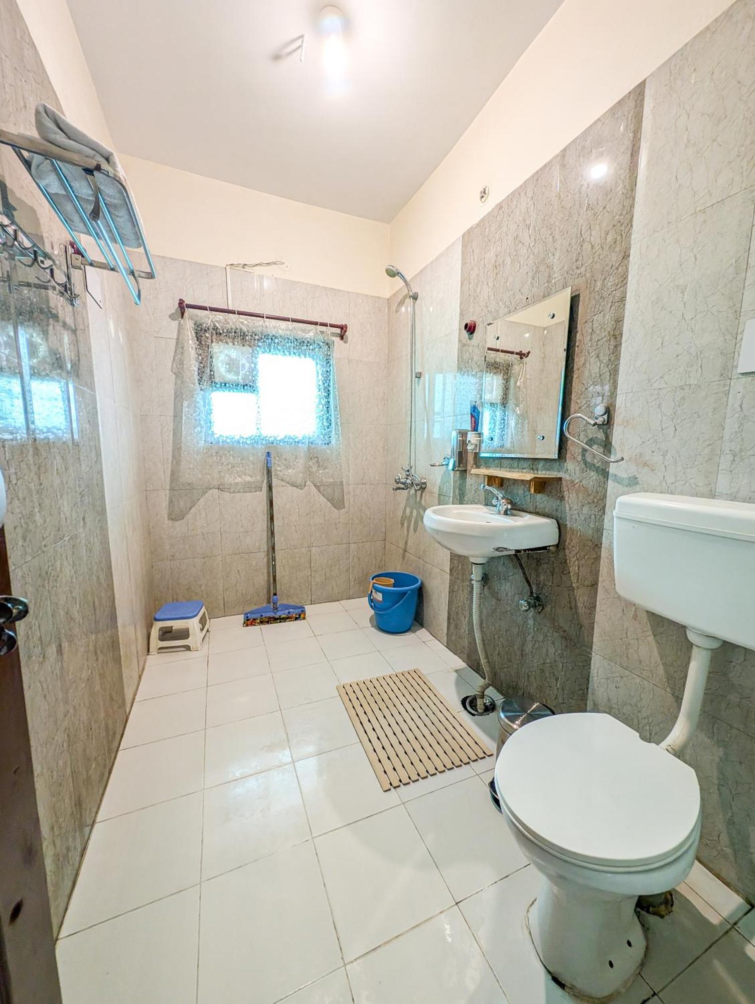 Hobo Hostel Dharamshala Dış mekan fotoğraf